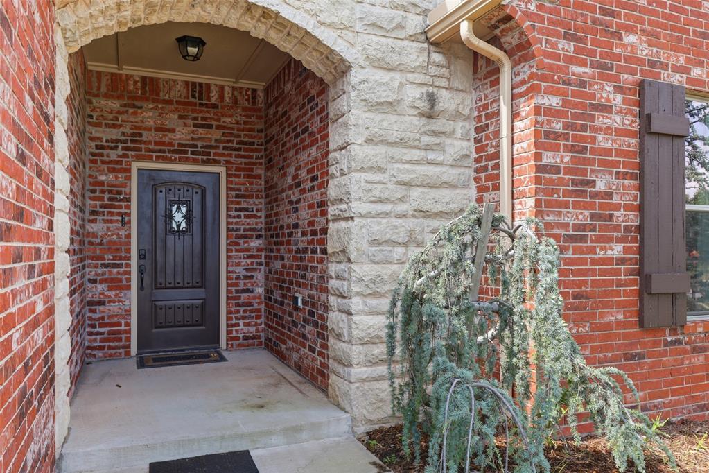 13608 Cobblestone Curve Road Property Photo 4