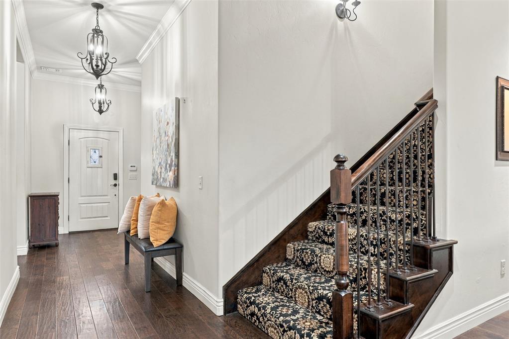 13608 Cobblestone Curve Road Property Photo 6