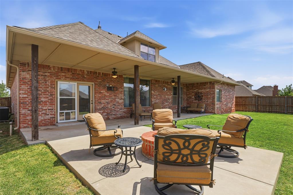 13608 Cobblestone Curve Road Property Photo 41