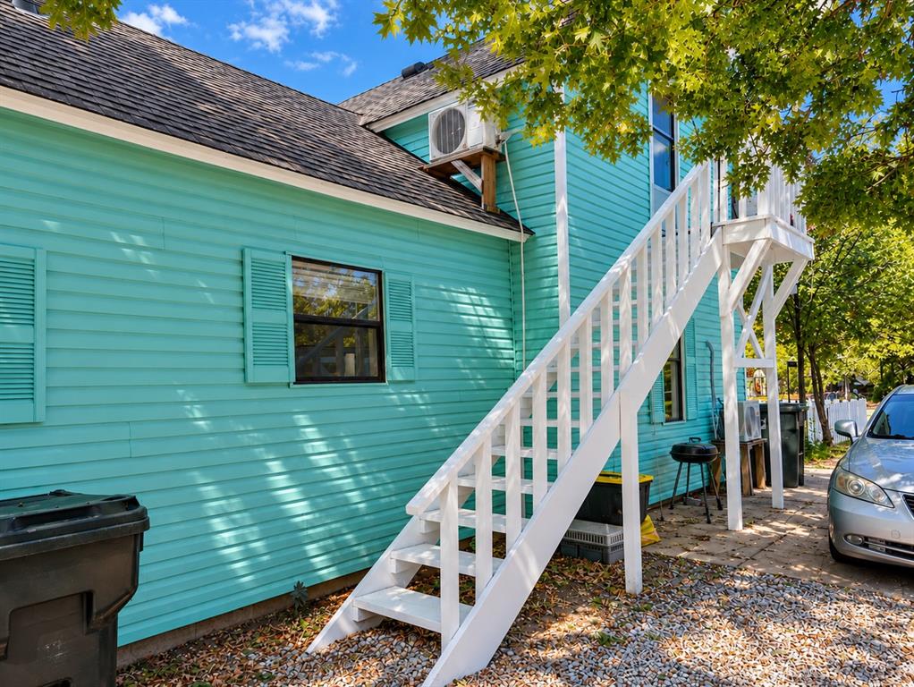 808 E Apache Street Property Photo 3