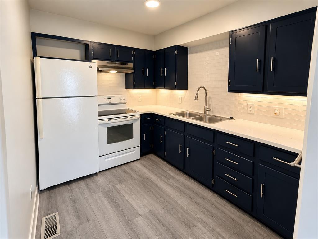 808 E Apache Street Property Photo 6