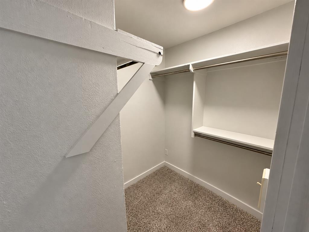 808 E Apache Street Property Photo 9