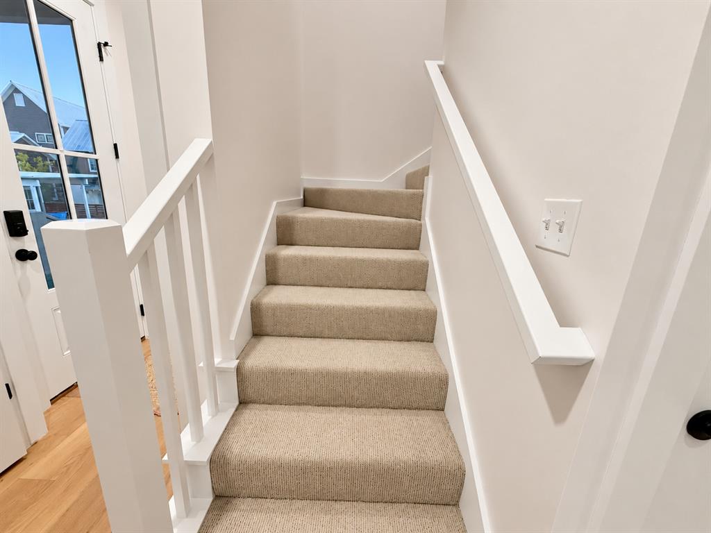 38 Hill Street B Property Photo 22