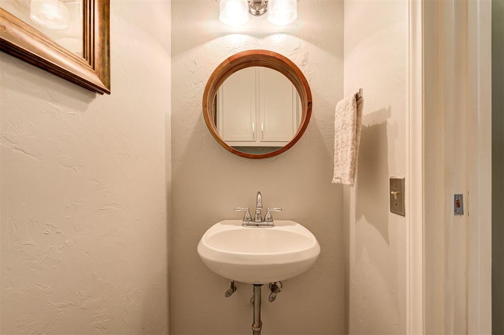 2754 Nw 68th Street Property Photo 21