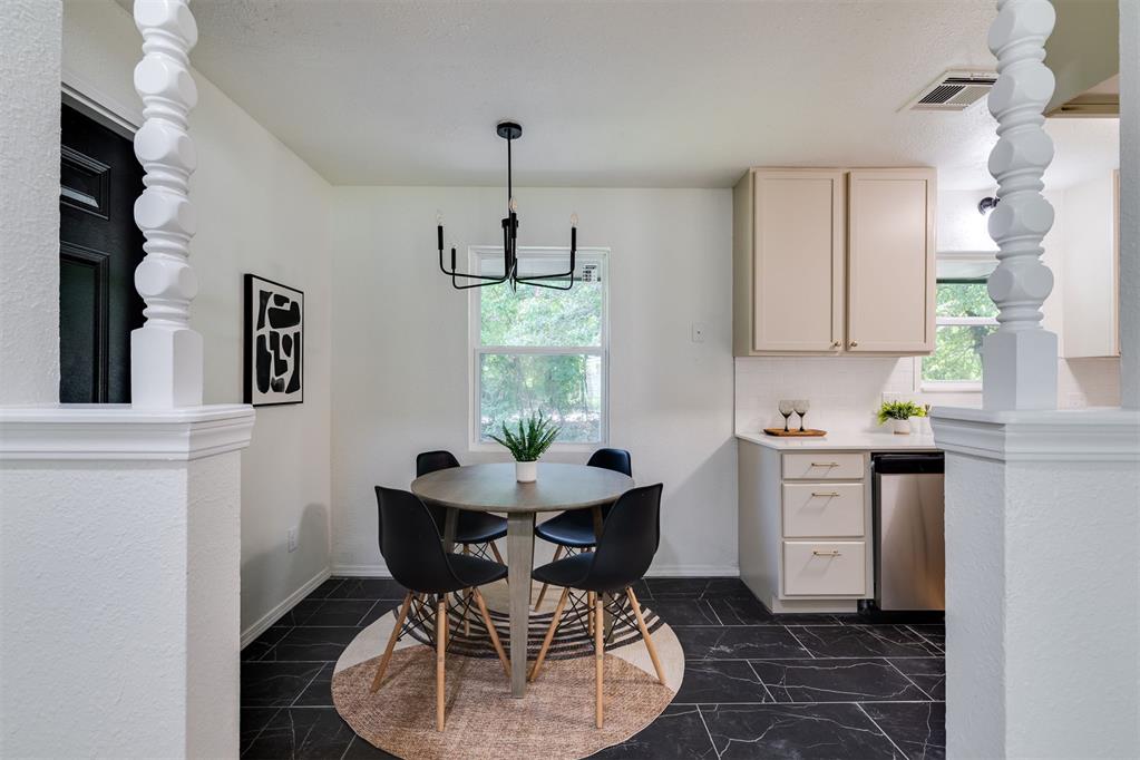 600 Franklin Street Property Photo 10