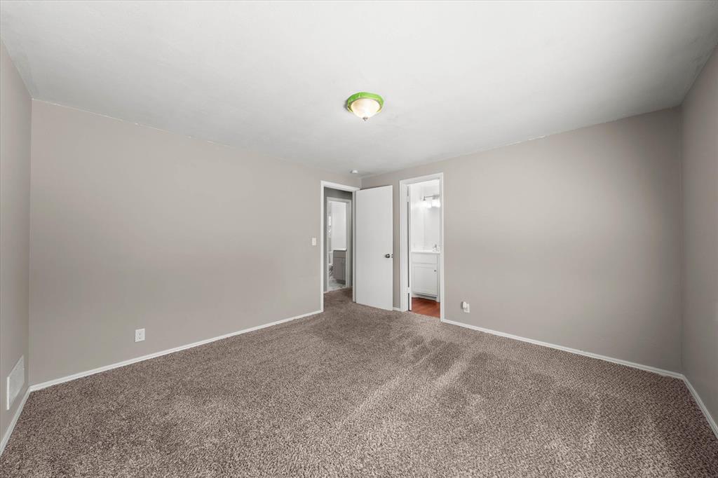 2437 Nw 109th Street Property Photo 29