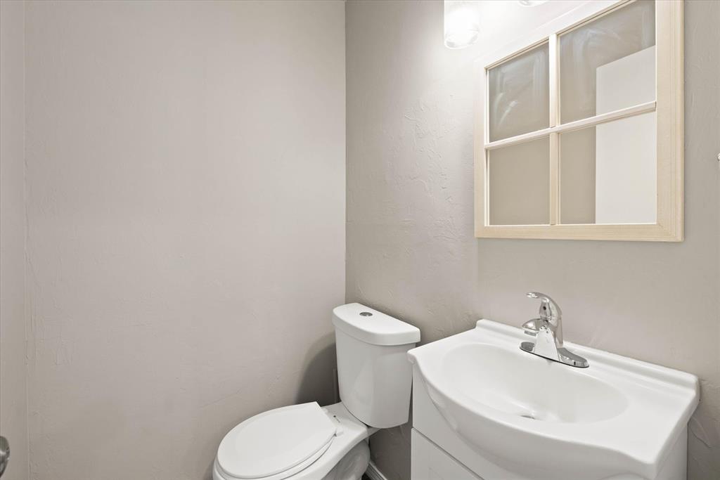 2437 Nw 109th Street Property Photo 40