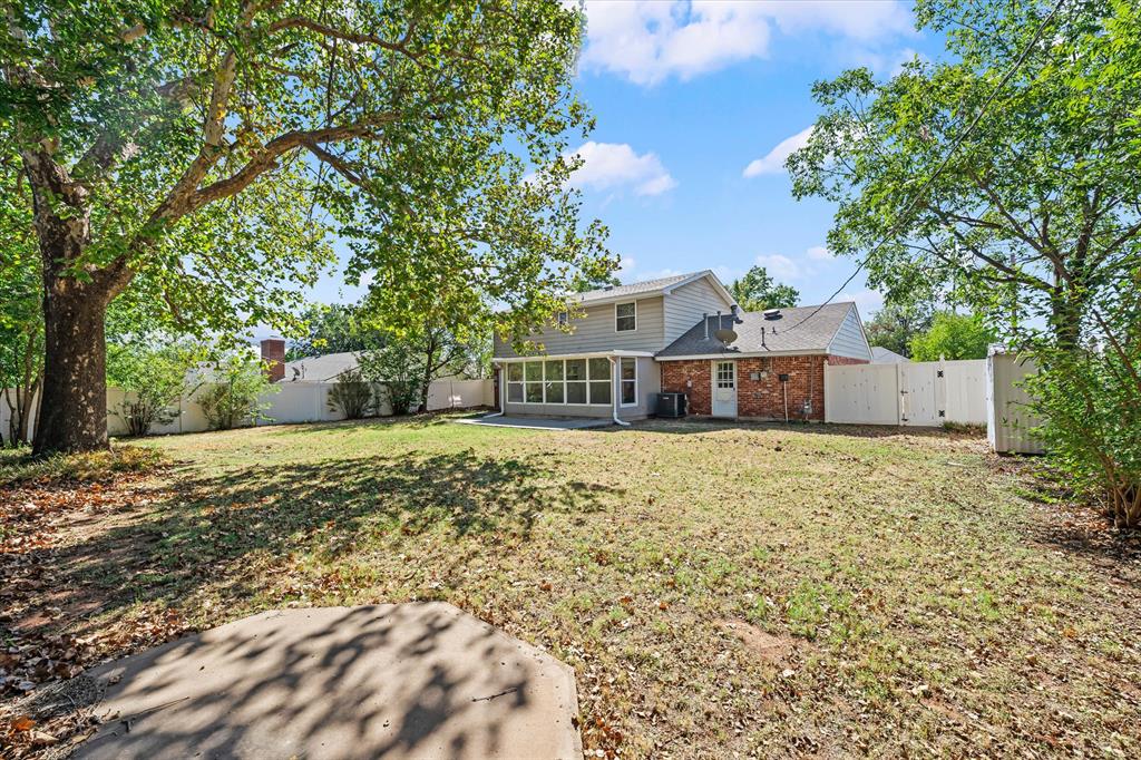 2437 Nw 109th Street Property Photo 46