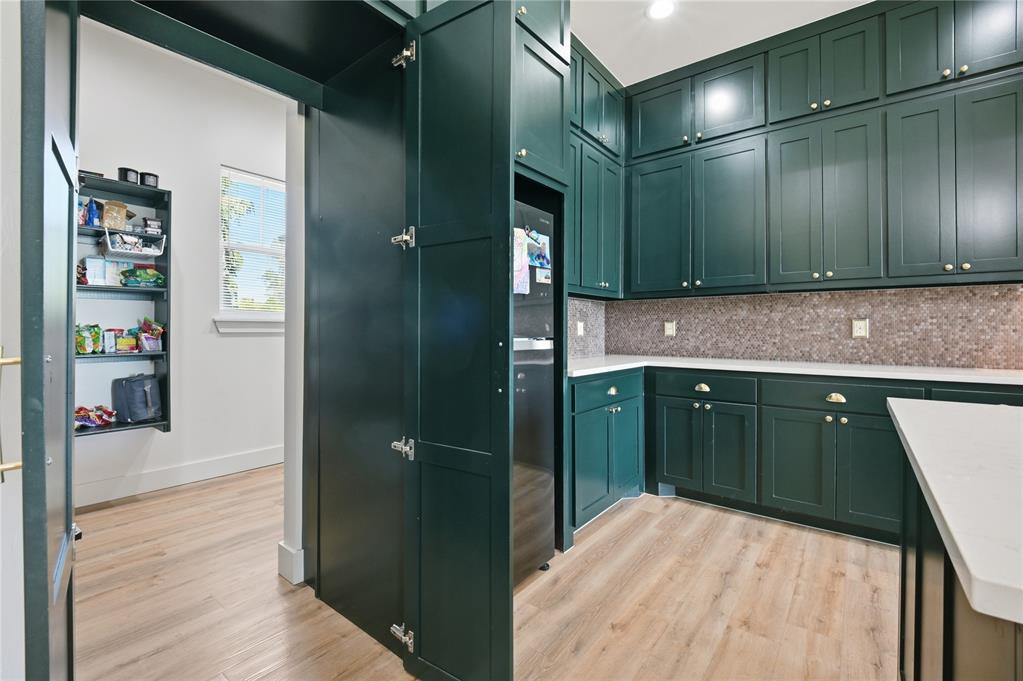 42829 Garretts Lake Road Property Photo 16