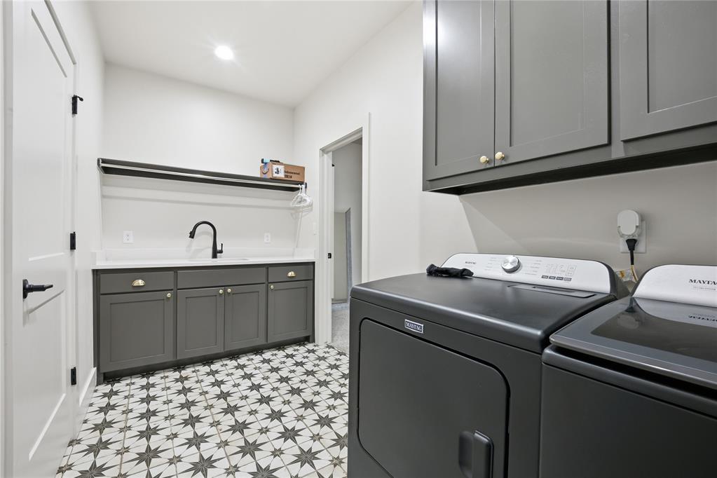 42829 Garretts Lake Road Property Photo 21