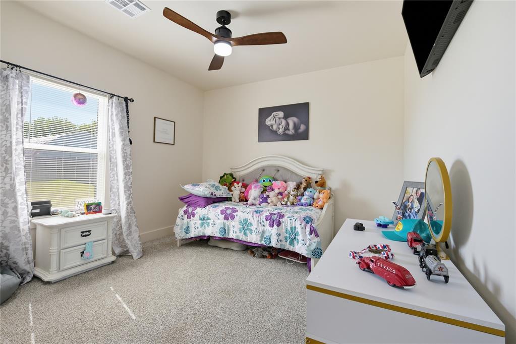 42829 Garretts Lake Road Property Photo 31
