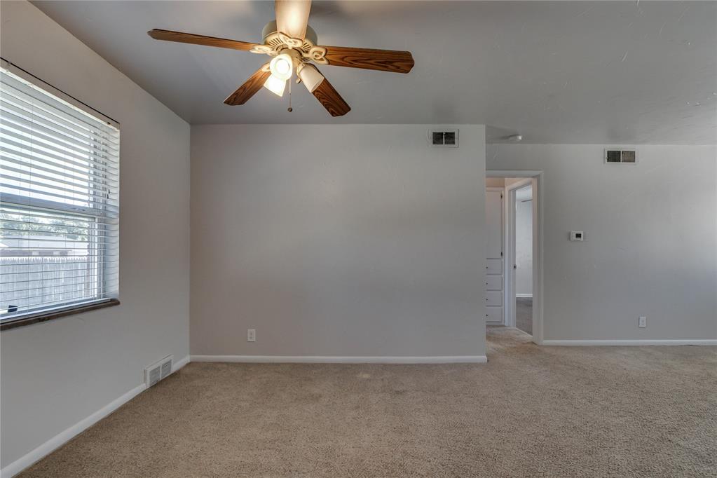 3813 Nw 56th Place Property Photo 9