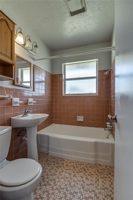 3813 Nw 56th Place Property Photo 19
