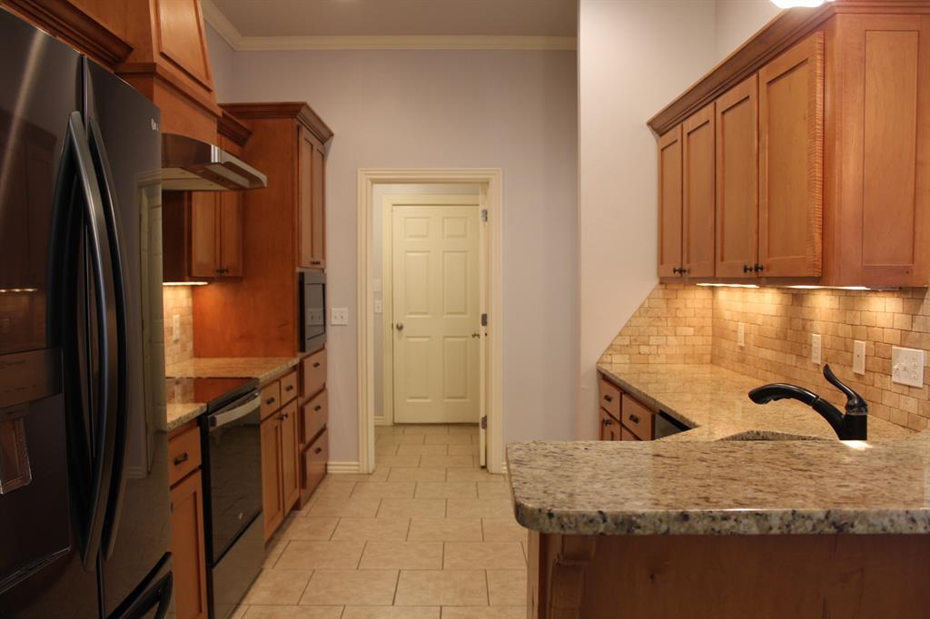 10823 Garrett Cole Drive Property Photo 7