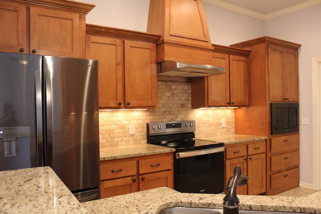 10823 Garrett Cole Drive Property Photo 8