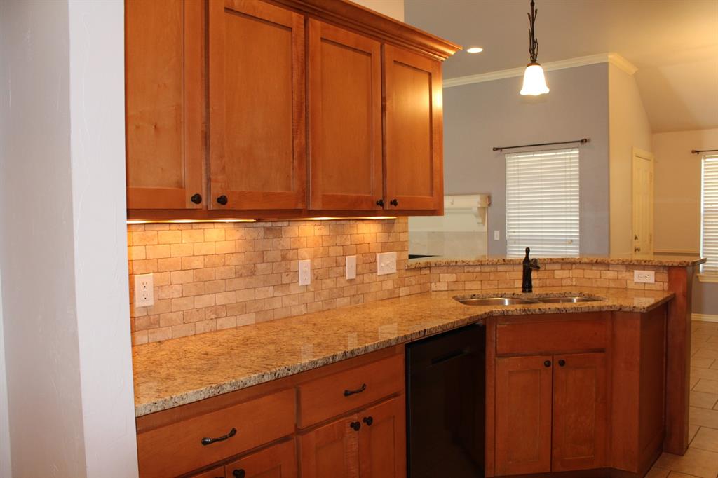 10823 Garrett Cole Drive Property Photo 9