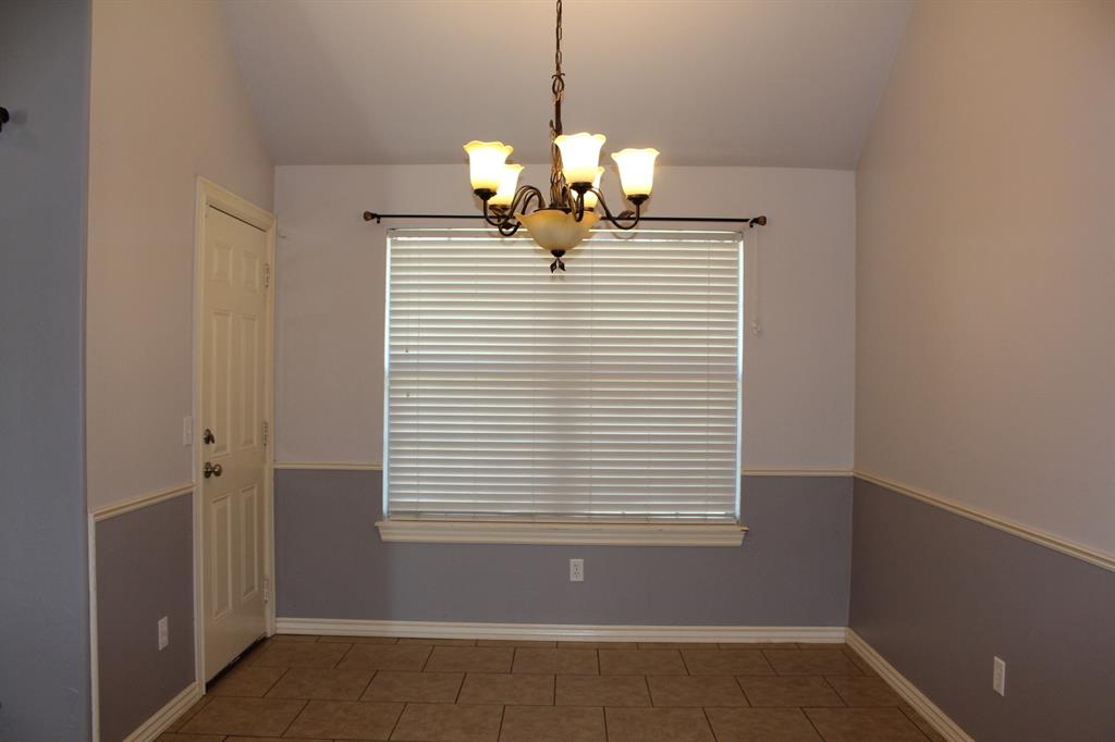 10823 Garrett Cole Drive Property Photo 11