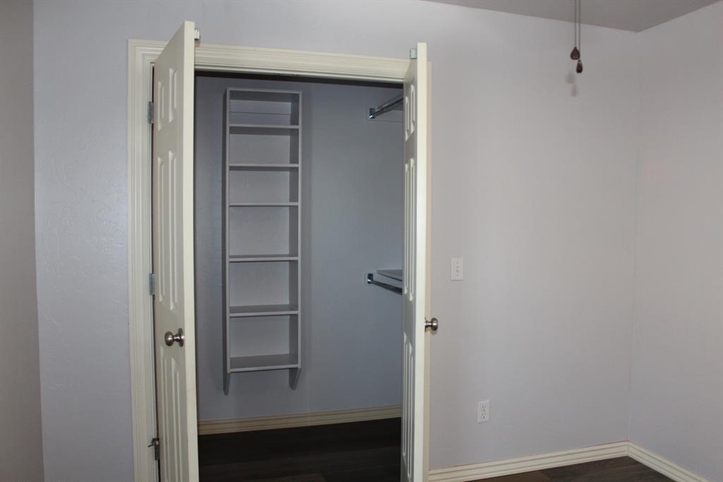 10823 Garrett Cole Drive Property Photo 15