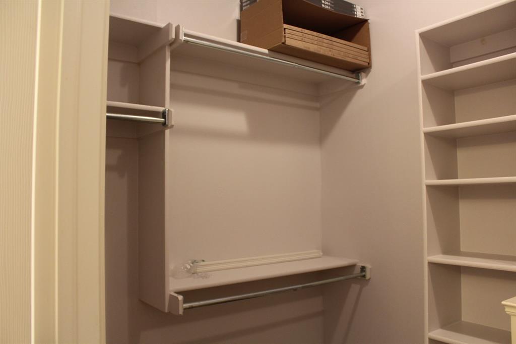 10823 Garrett Cole Drive Property Photo 25