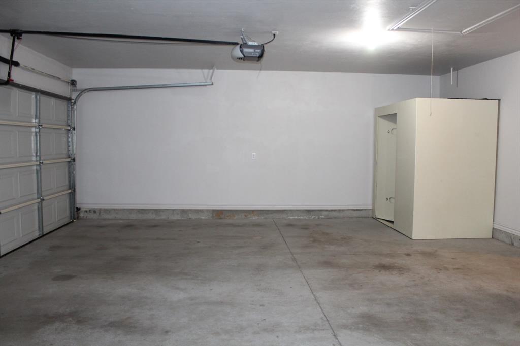10823 Garrett Cole Drive Property Photo 26