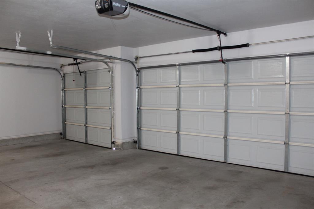 10823 Garrett Cole Drive Property Photo 27