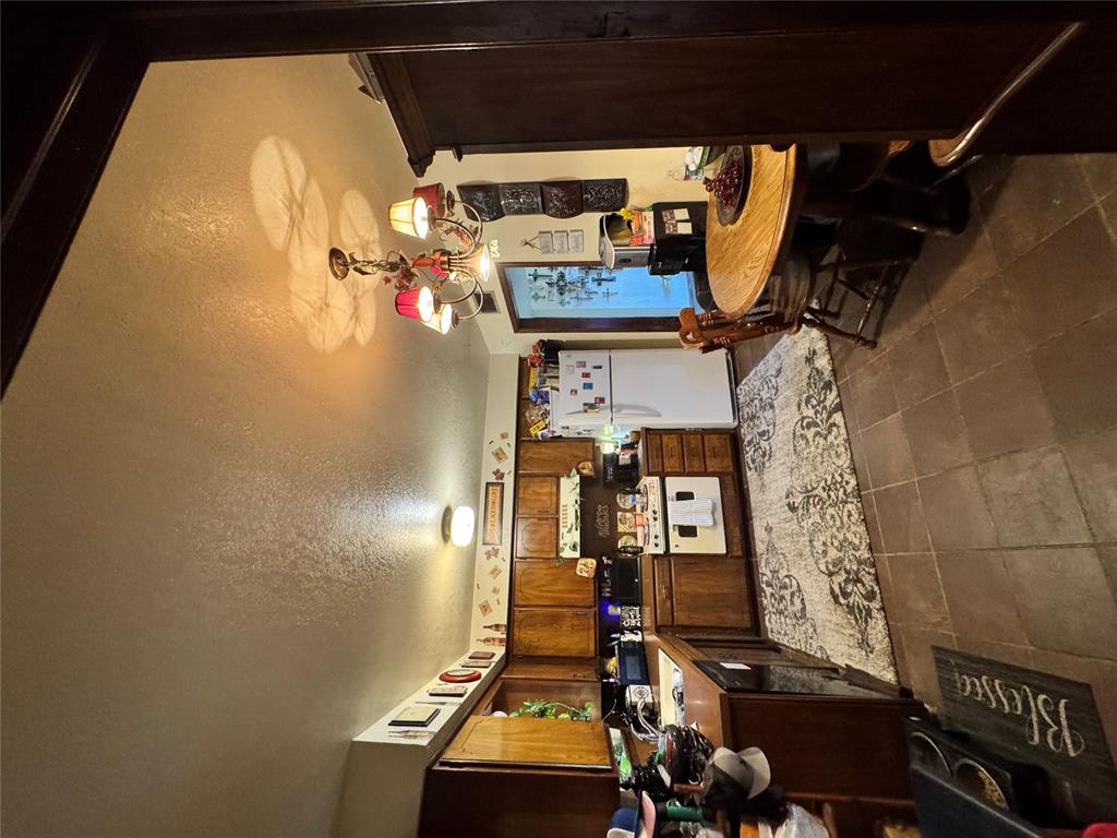 5210 Parkwood Avenue Property Photo 6