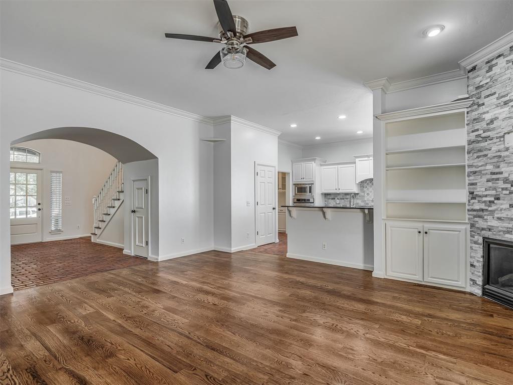 18009 Barrington Drive Property Photo 11