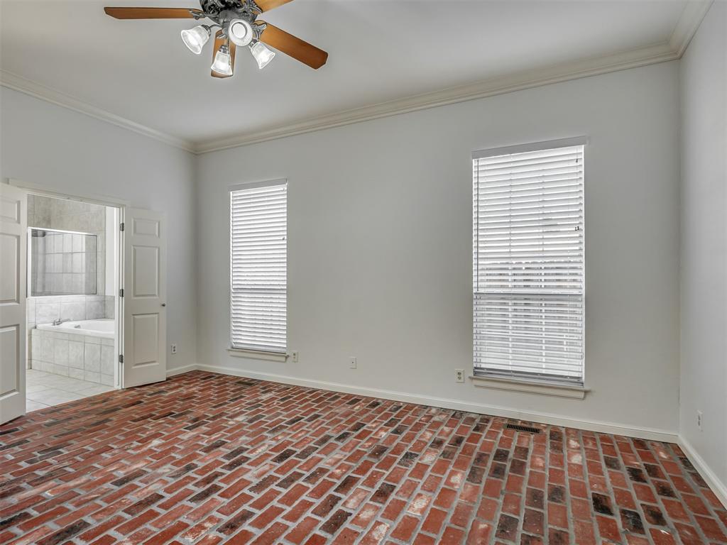 18009 Barrington Drive Property Photo 21