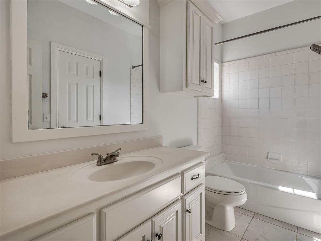 18009 Barrington Drive Property Photo 33