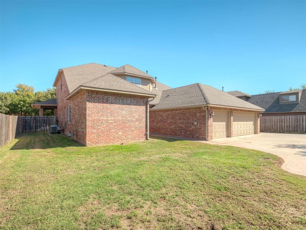 18009 Barrington Drive Property Photo 44