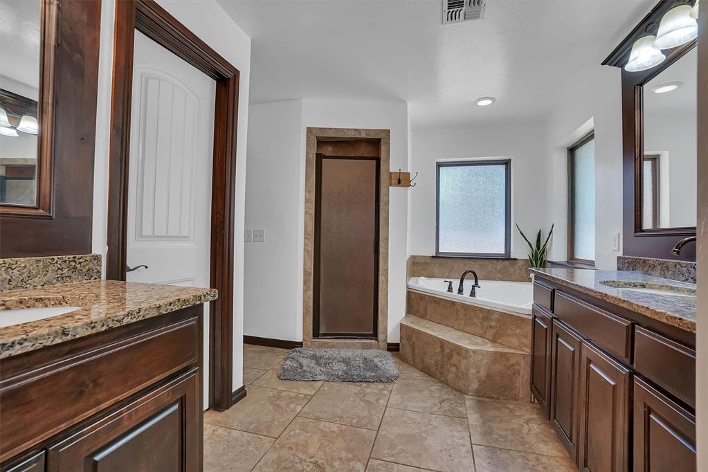 715 N Michigan Avenue Property Photo 30