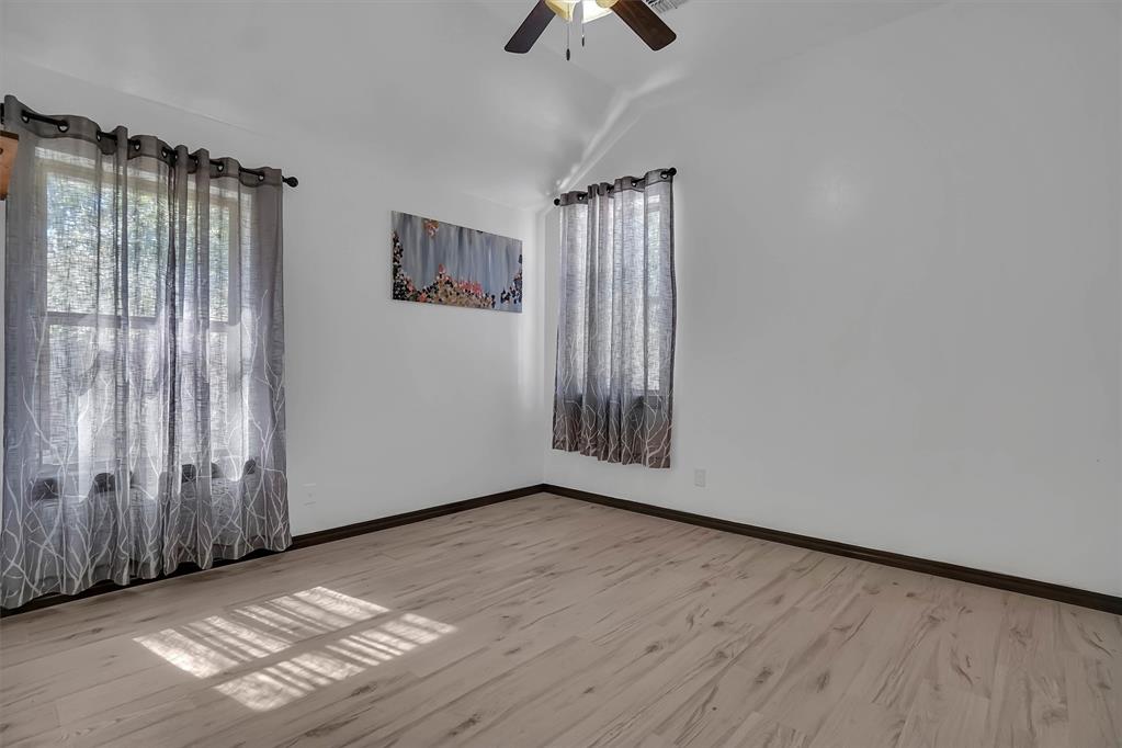 715 N Michigan Avenue Property Photo 34