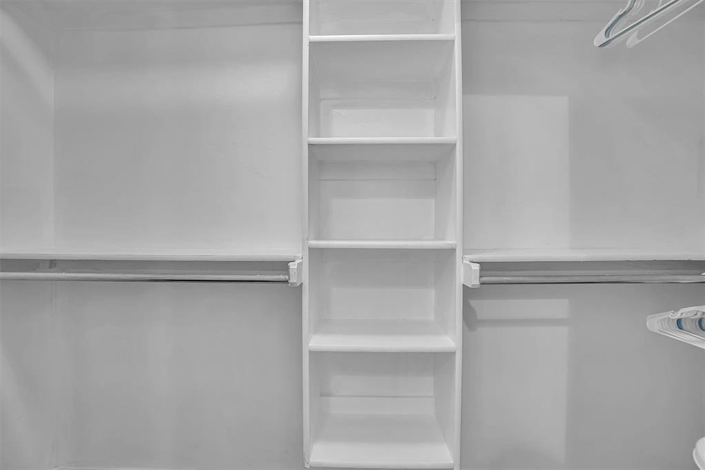 715 N Michigan Avenue Property Photo 36