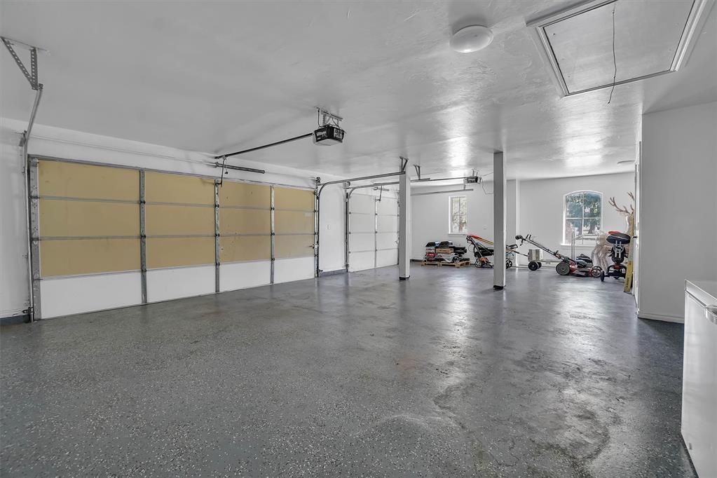 715 N Michigan Avenue Property Photo 43