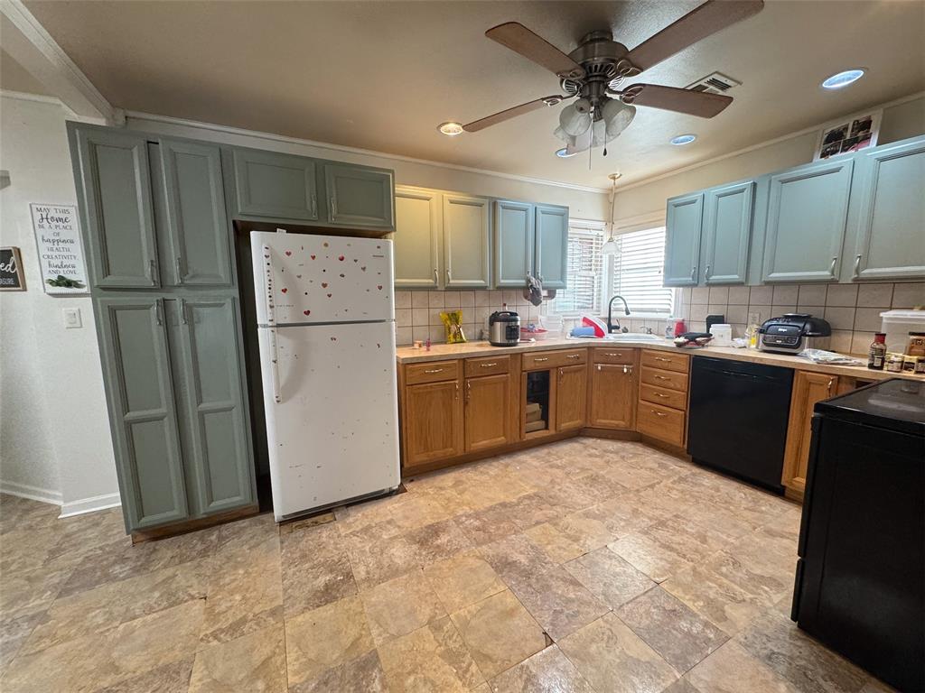 409 W Cottonwood Avenue Property Photo 6
