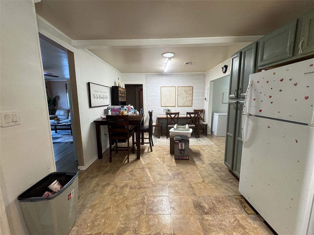 409 W Cottonwood Avenue Property Photo 8