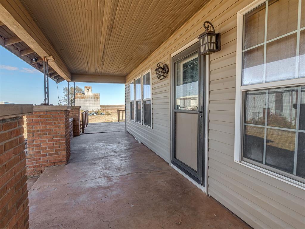 23065 E 1090 Road Property Photo 5