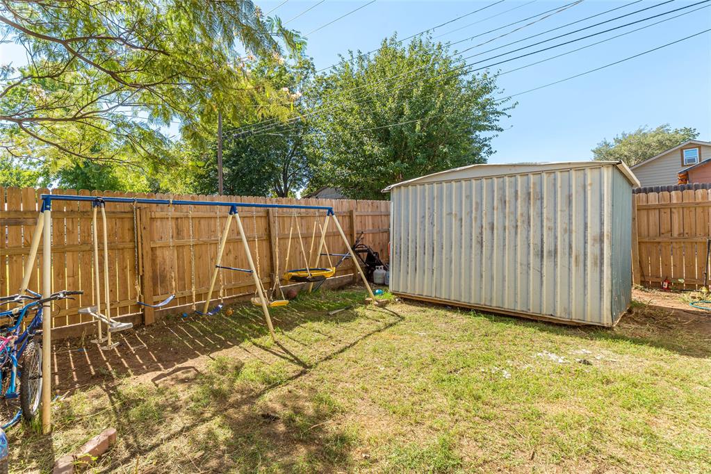 810 Prairie Chief Avenue Property Photo 21