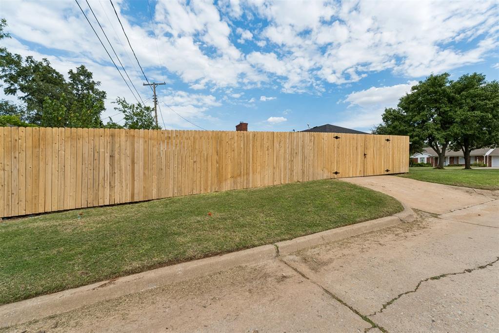 2643 Nw 65th Street Property Photo 46