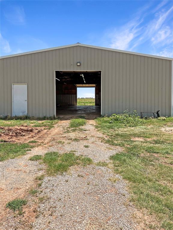 22950 E 1130th Road Property Photo 21