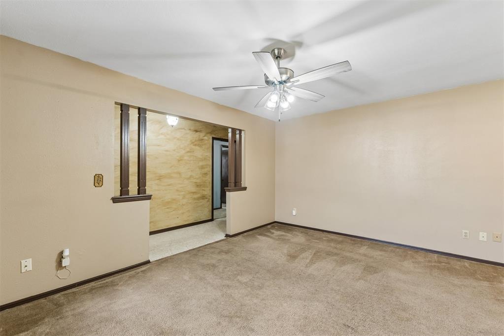 324 W Blueridge Drive Property Photo 7