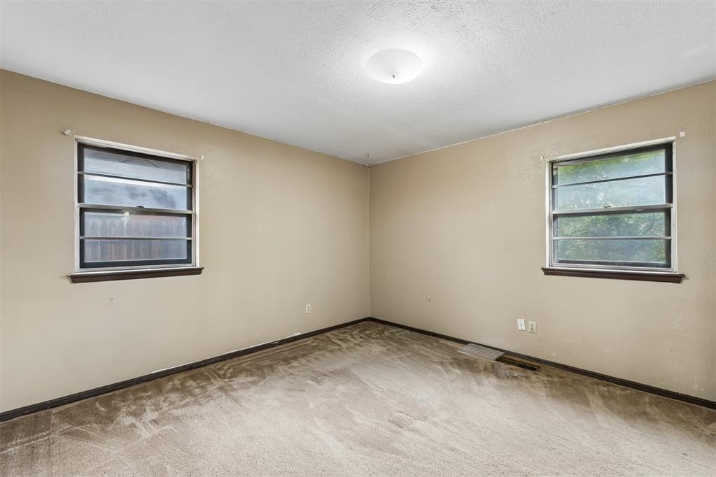 324 W Blueridge Drive Property Photo 20