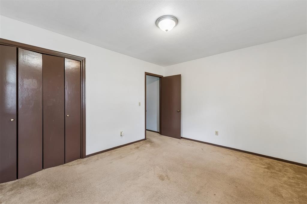 324 W Blueridge Drive Property Photo 31