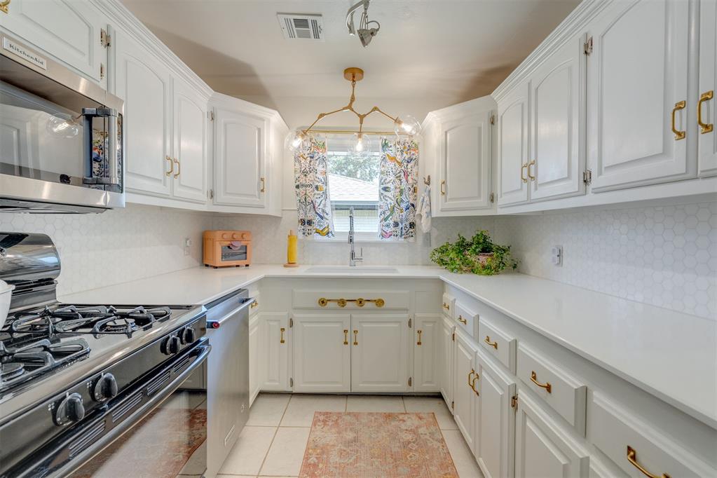 10608 Sunnymeade Place Property Photo 14