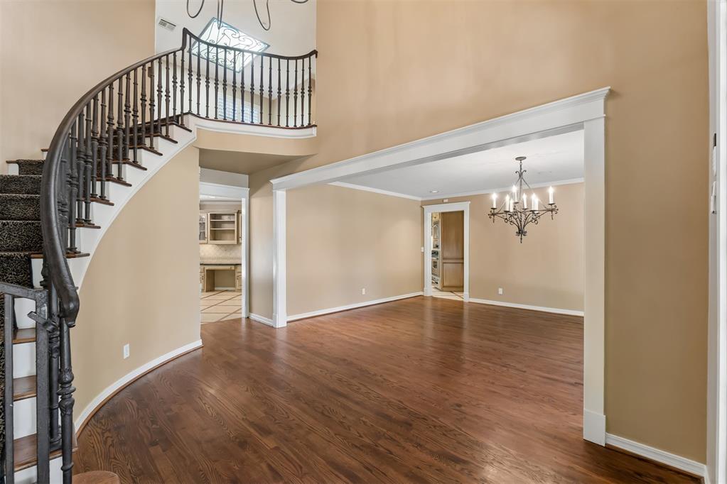 1902 Pin Oak Circle Property Photo 16