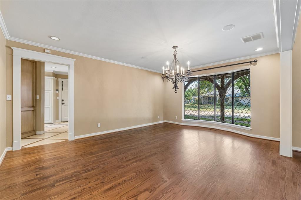 1902 Pin Oak Circle Property Photo 17