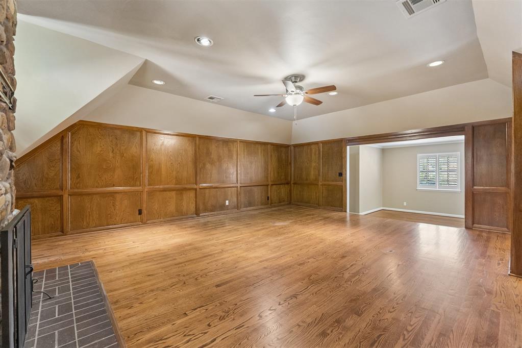 1902 Pin Oak Circle Property Photo 30