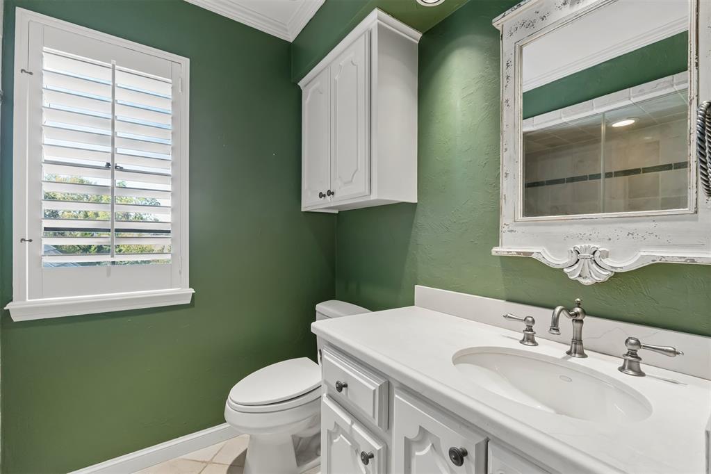 1902 Pin Oak Circle Property Photo 33