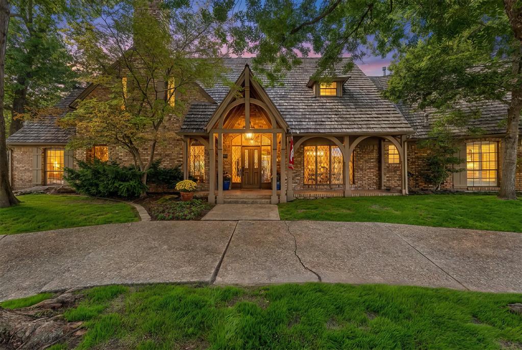 1902 Pin Oak Circle Property Photo 46