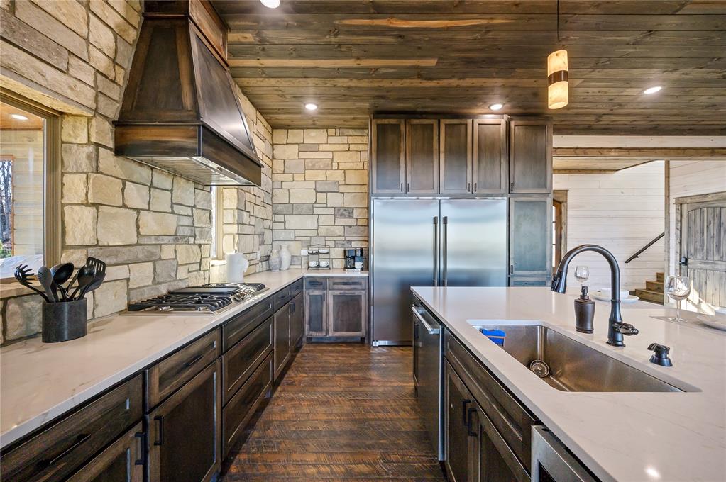 579 Moonshiner Springs Trail Property Photo 9